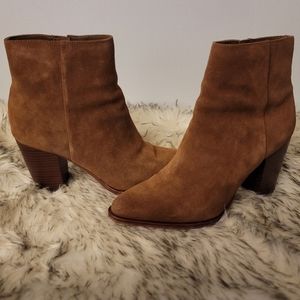 Suede bootie